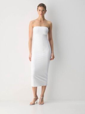 Original Aritzia contour maxi dress